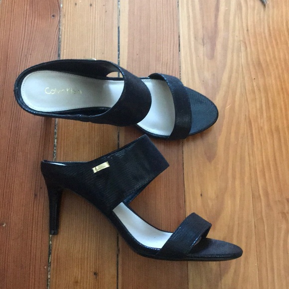 Calvin Klein heels - Picture 6 of 6